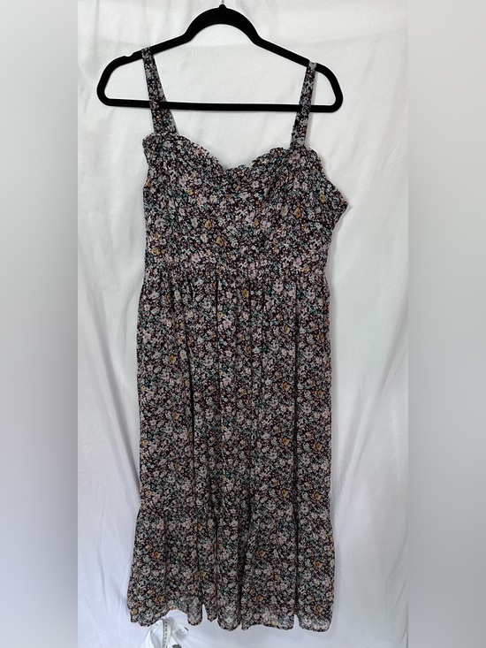 torrid Dresses & Skirts - Torrid Chiffon Sleeveless Tiered Floral Midi Dress Size 1